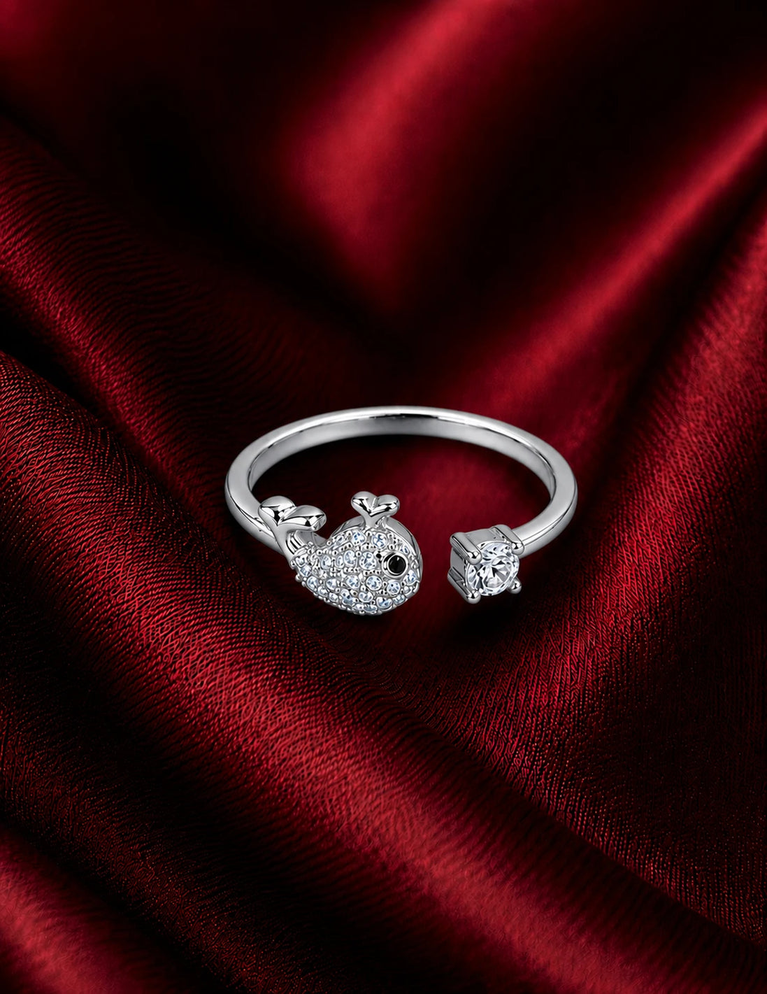 Lucky Whale Ring
