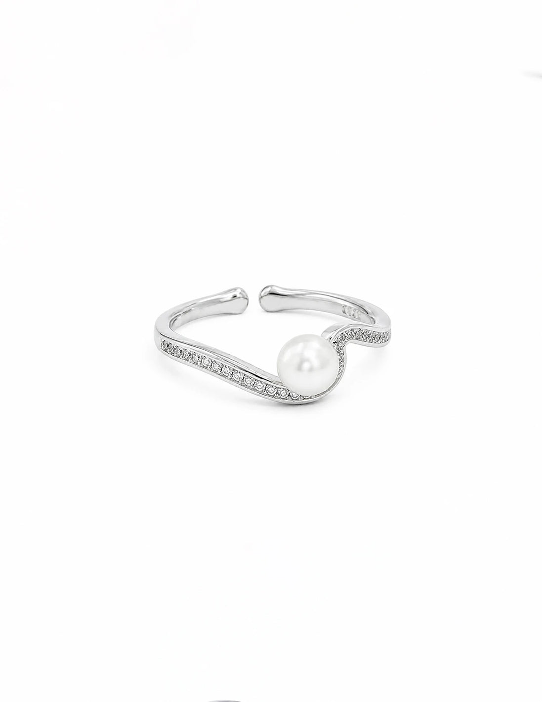 Pearl Wave Ring
