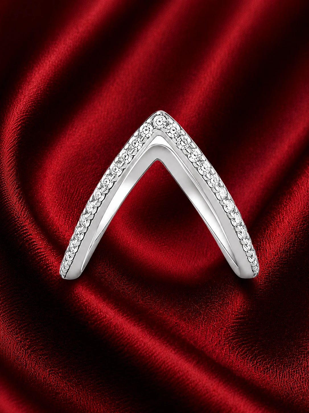 Silver Beautiful Vanki Ring