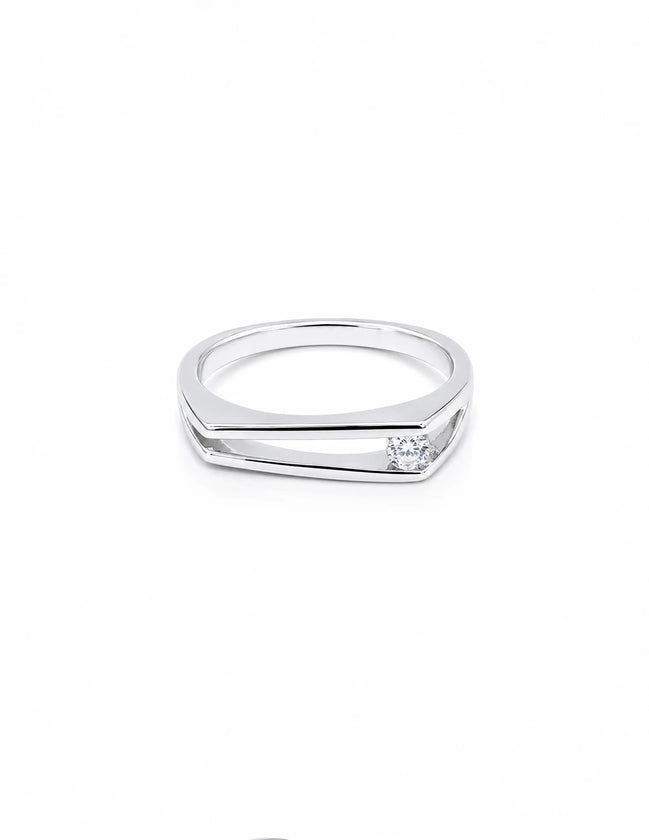 Solitaire Horizon Ring
