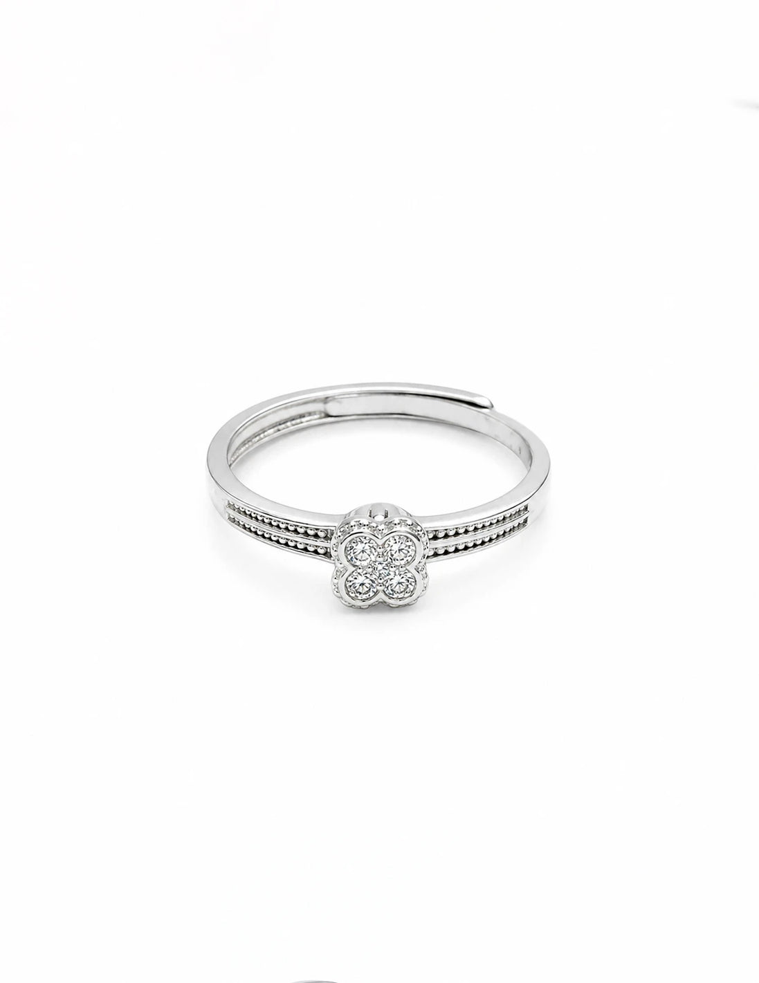 Clover Bloom Ring