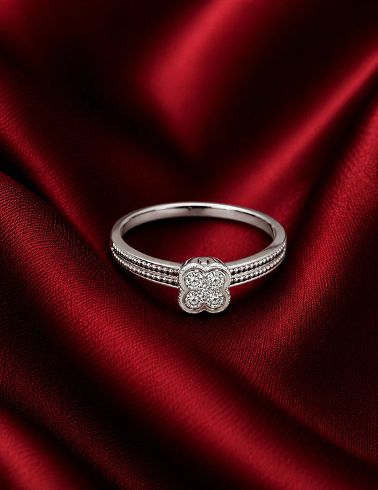 Clover Bloom Ring
