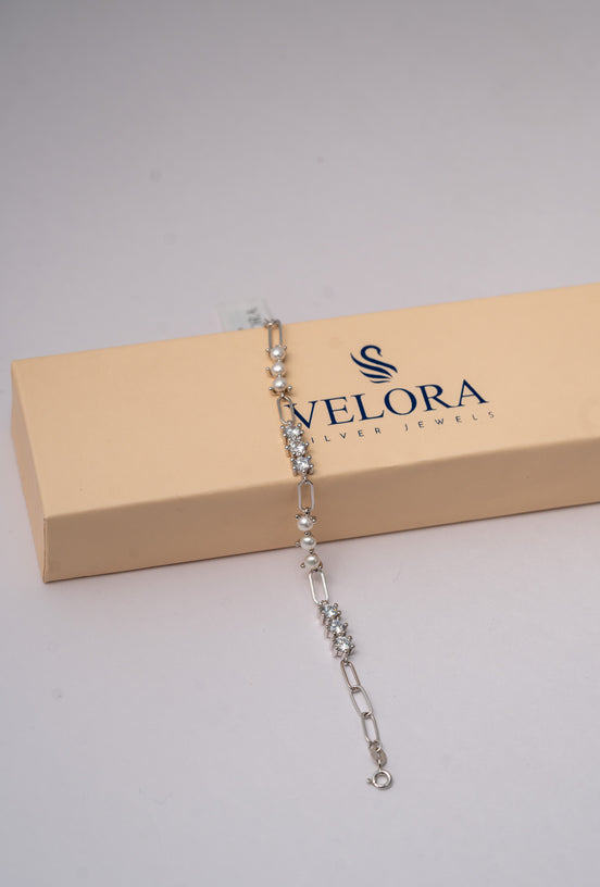 Pearl Glimmer Link Bracelet