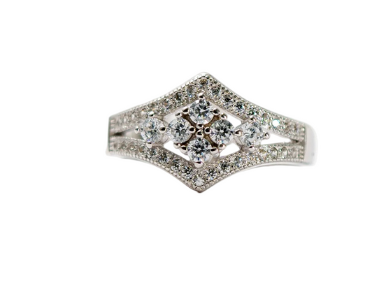 Vintage Royale Cluster Ring