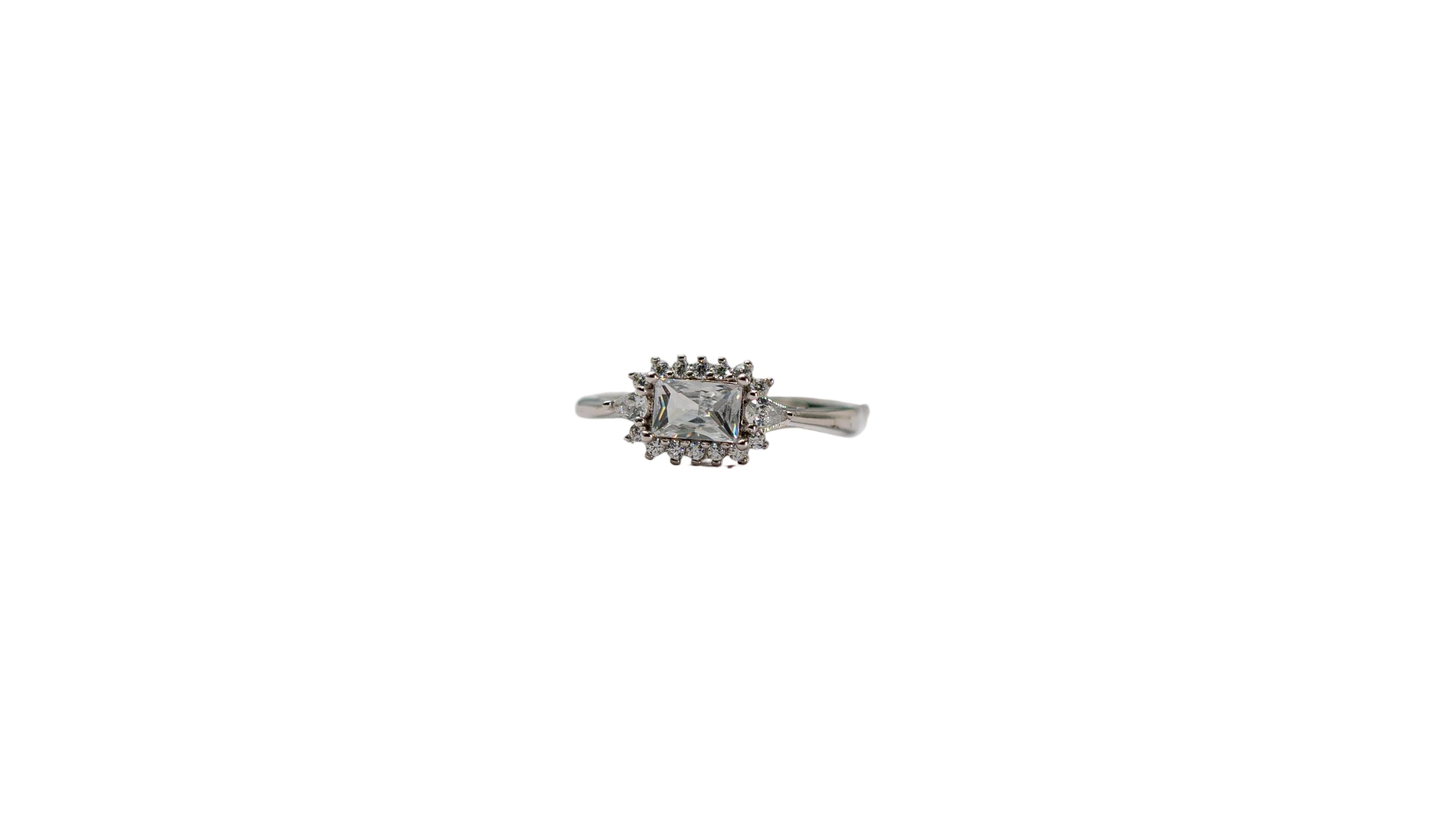 The Halo Solitaire Ring