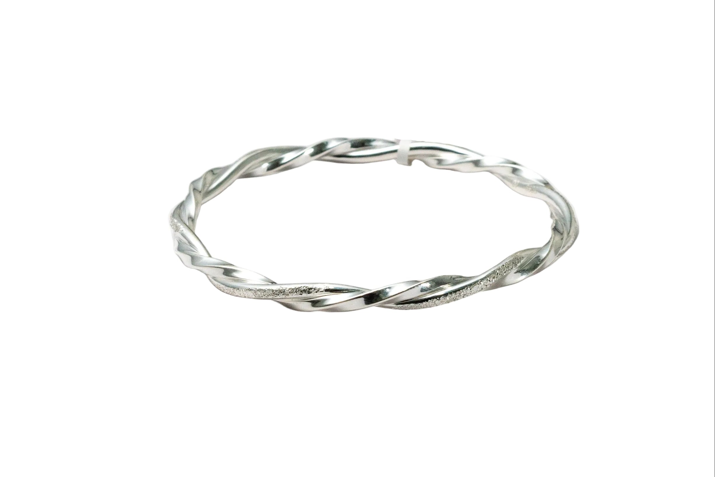 Silver Twist Elegance Ladies Kada
