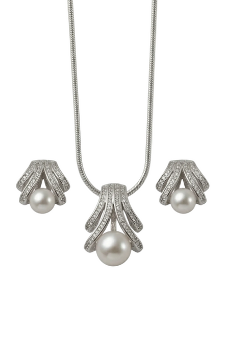 Velisse Pearl Set