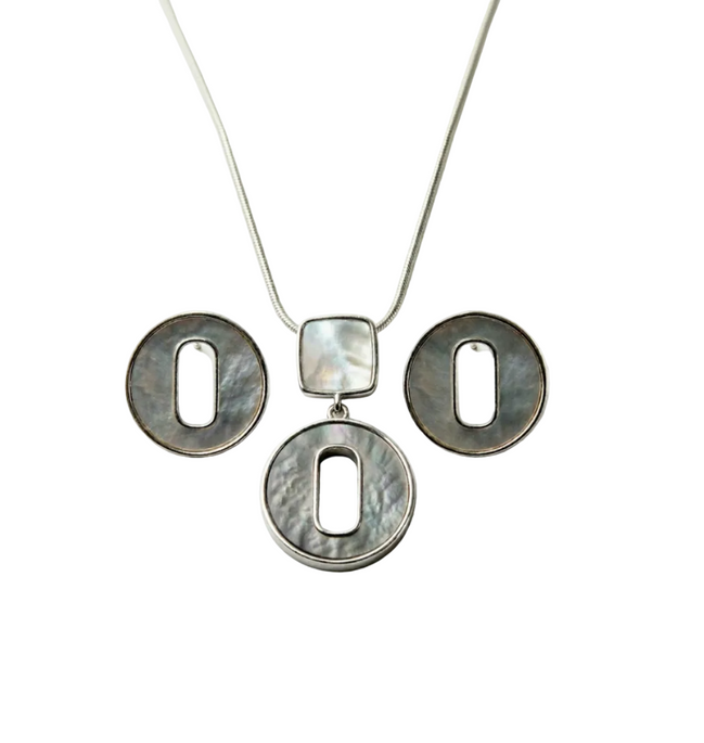 Silver Luna Shell Pendant Set