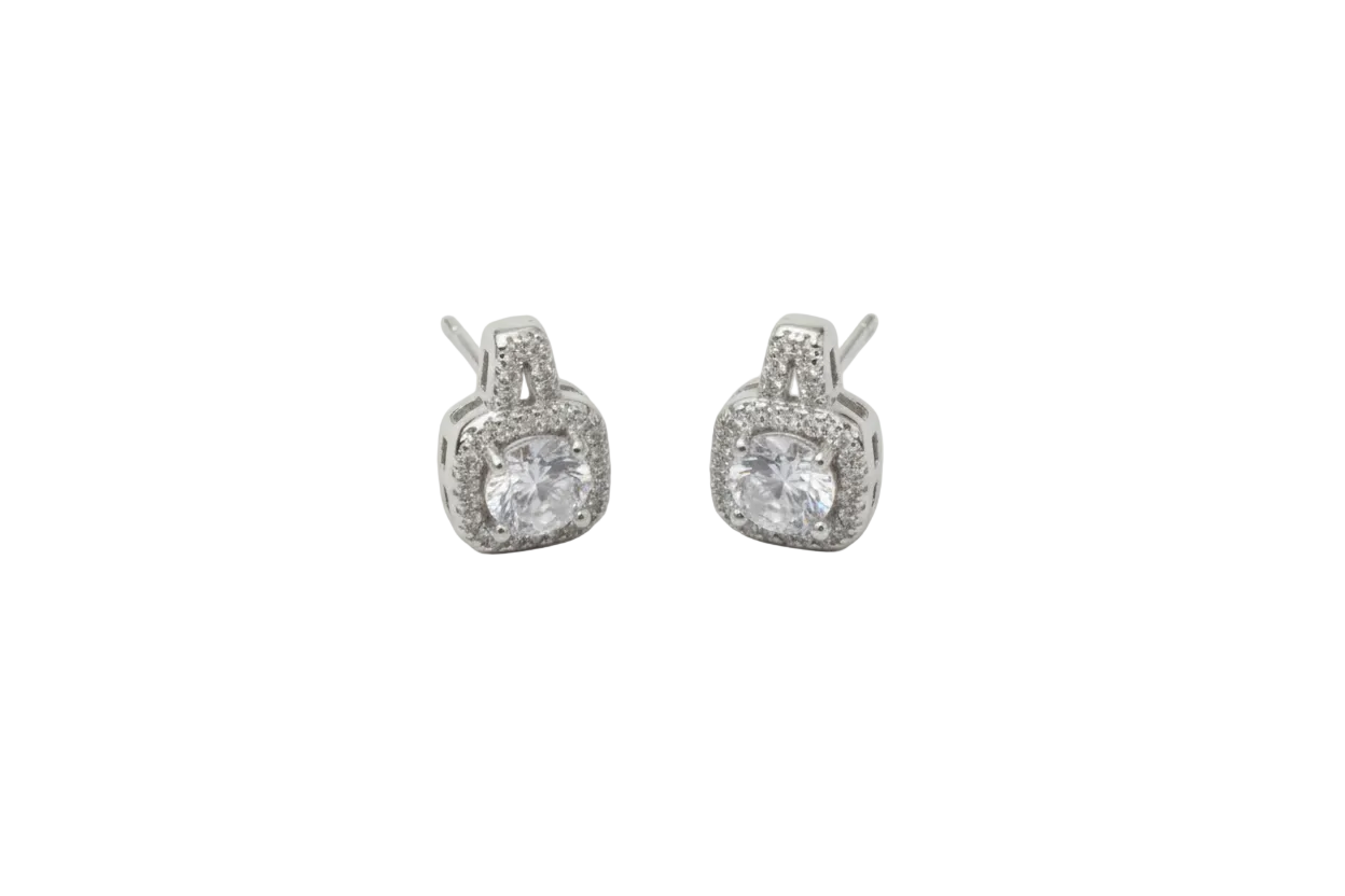Siver Solitaire Pendant Set