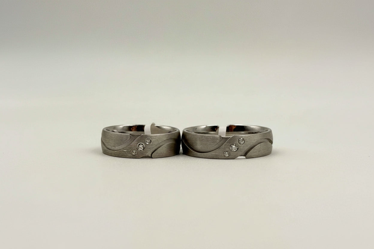 Silver Aurel Flow Ring