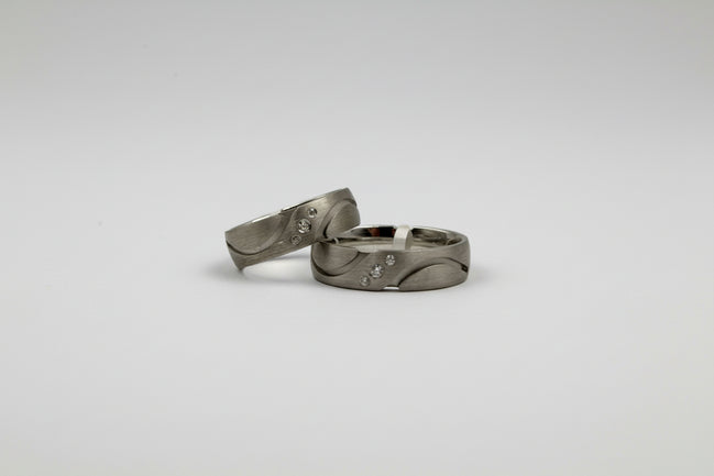 Silver Aurel Flow Ring