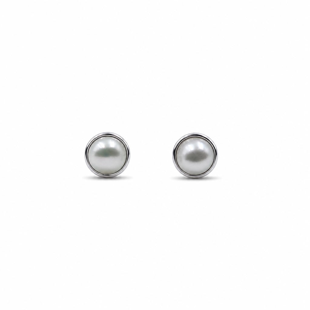 Aurelia Freshwater Pearl Stud Earrings