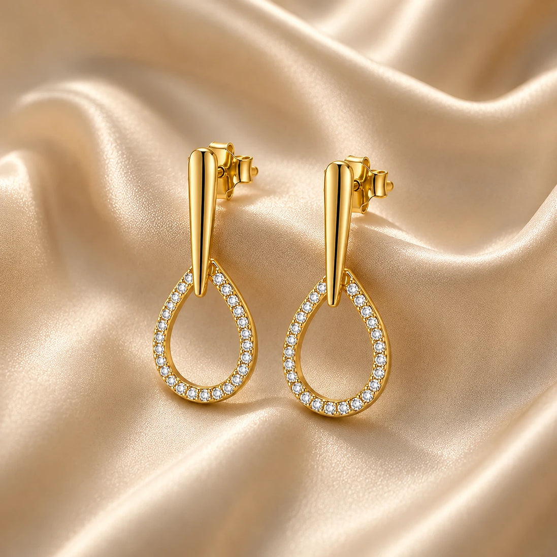 Elara Teardrop Earrings