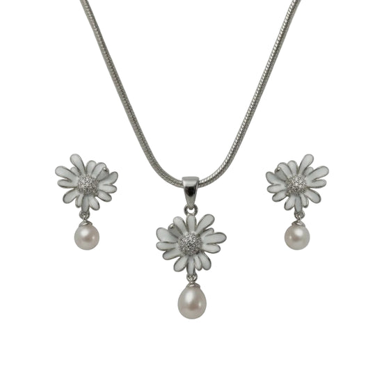 Silver Daisy Pearl Pendant Set