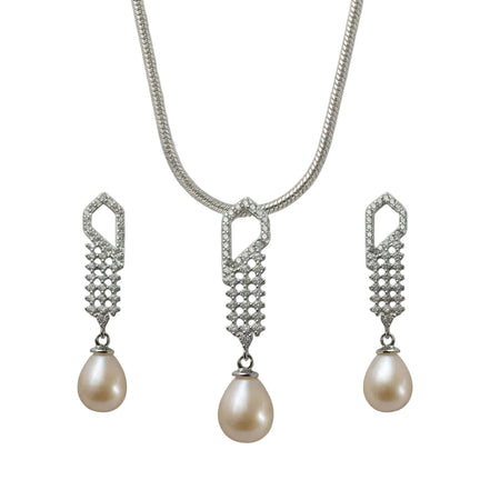 Aurora Pearl Cascade